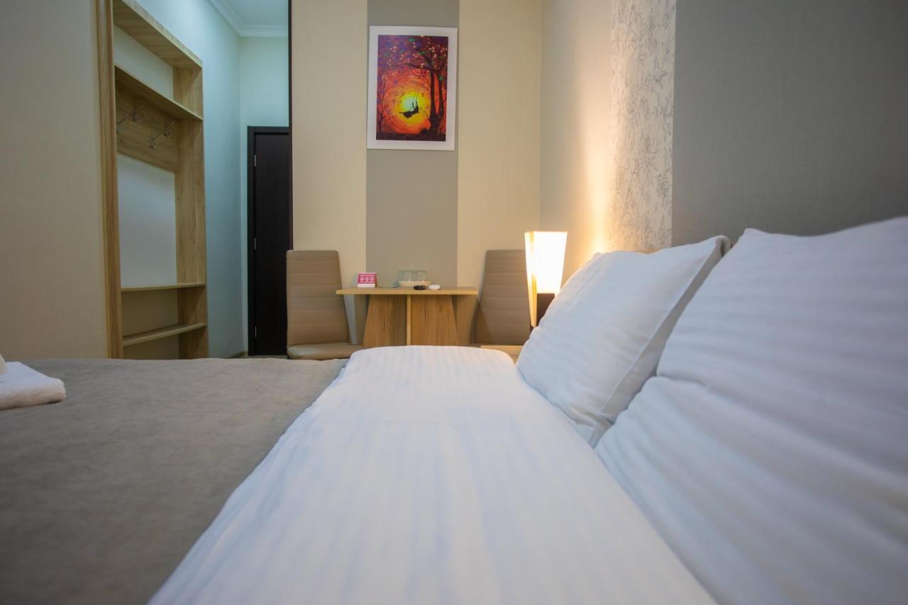 Peradia Hotel Kutaisi Eksteriør billede